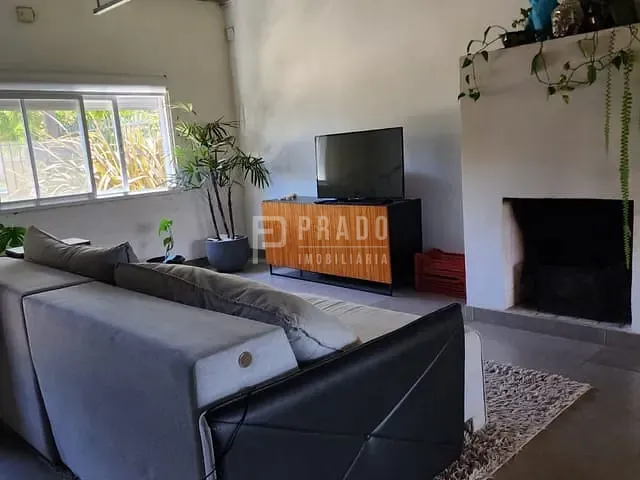 Casa 3 quartos e 3 banheiros, à venda, no bairro Laranjal em Pelotas