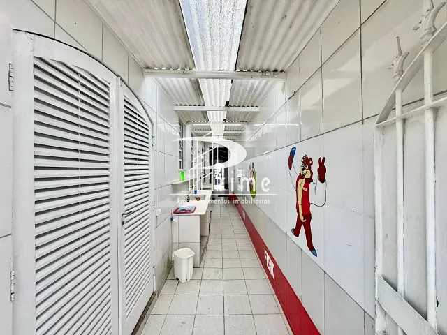 Casa com 360m², para alugar, no bairro Piratininga em Niterói