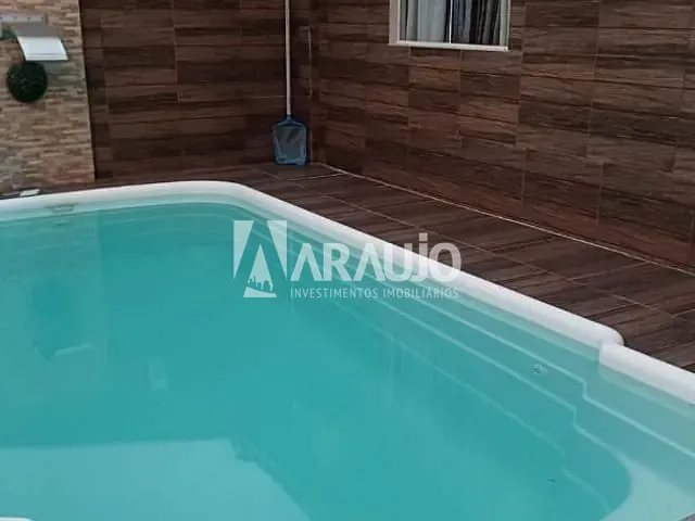 Casa com 107m² 2 quartos e 1 banheiro, à venda, no bairro Espinheiros em Itajaí