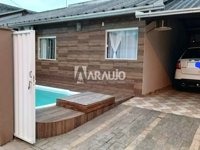 Casa com 107m² 2 quartos e 1 banheiro, à venda, no bairro Espinheiros em Itajaí