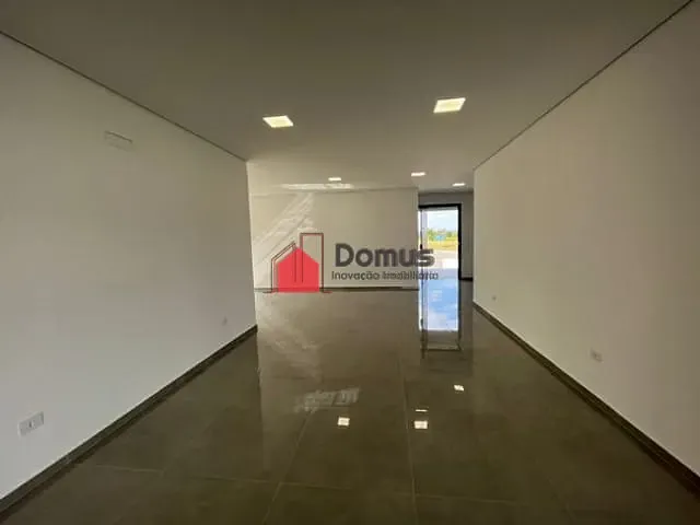 Casa com 560m², à venda, no bairro Alto do Cardoso em Pindamonhangaba