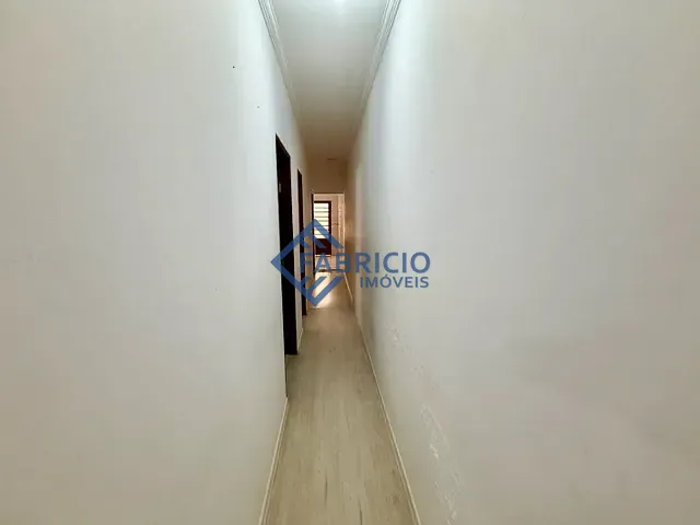 Casa 4 quartos e 2 banheiros, à venda, no bairro Capela em Vinhedo