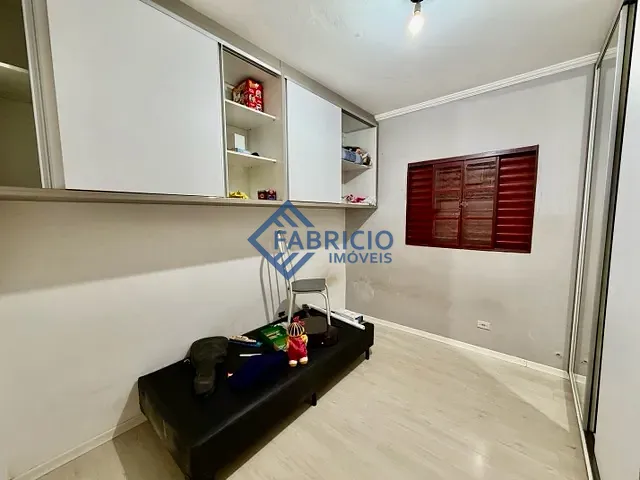 Casa 4 quartos e 2 banheiros, à venda, no bairro Capela em Vinhedo