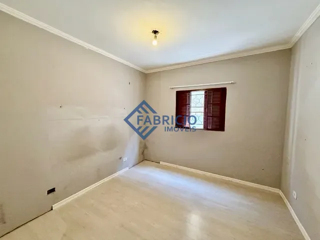 Casa 4 quartos e 2 banheiros, à venda, no bairro Capela em Vinhedo