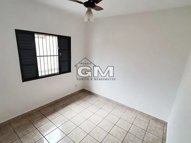 Casa com 234m² 2 quartos e 2 banheiros, à venda, no bairro Jardim Arlindo Laguna em Ribeirão Preto