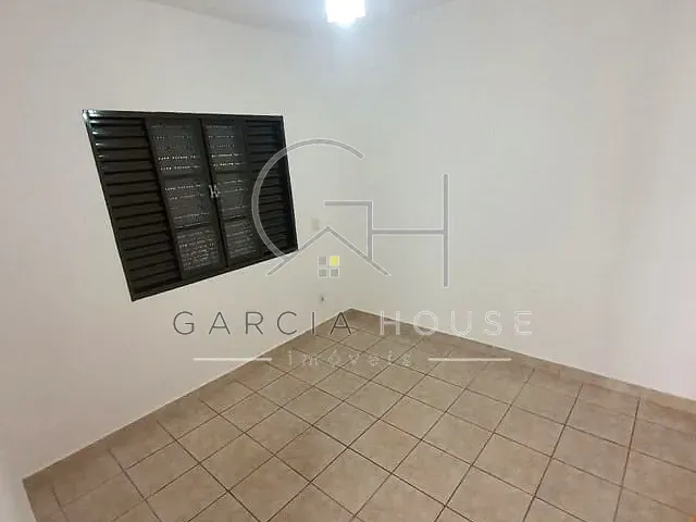 Casa com 234m² 2 quartos e 2 banheiros, à venda, no bairro Jardim Arlindo Laguna em Ribeirão Preto