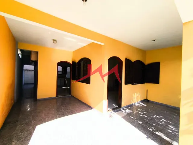 Casa com 171m² 4 quartos e 2 banheiros, à venda, no bairro Sacramento em São Gonçalo