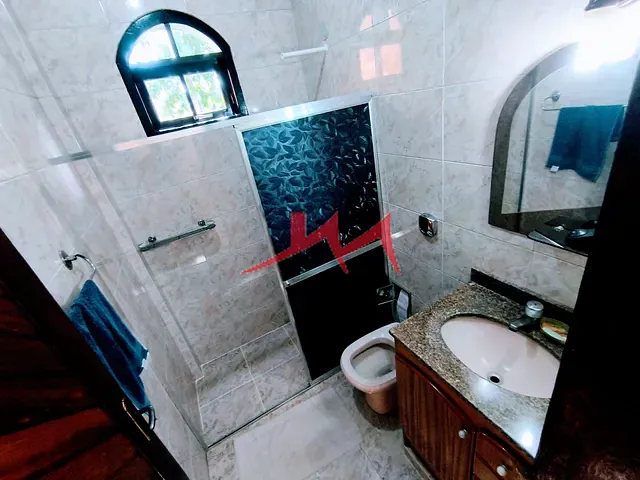 Casa com 171m² 4 quartos e 2 banheiros, à venda, no bairro Sacramento em São Gonçalo