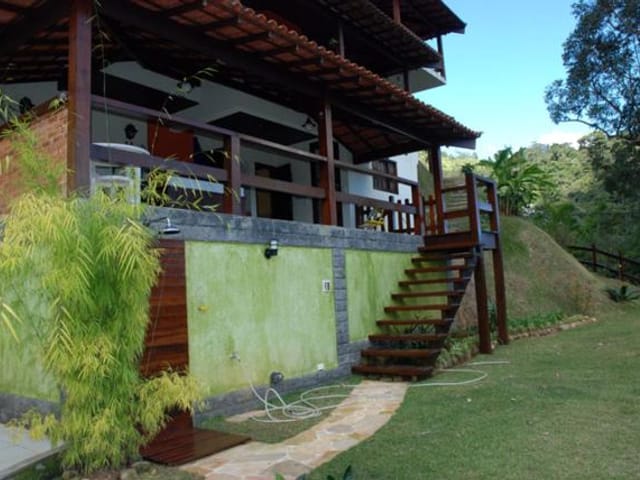 Casa com 1000m², à venda, no bairro Duarte Silveira em Petrópolis