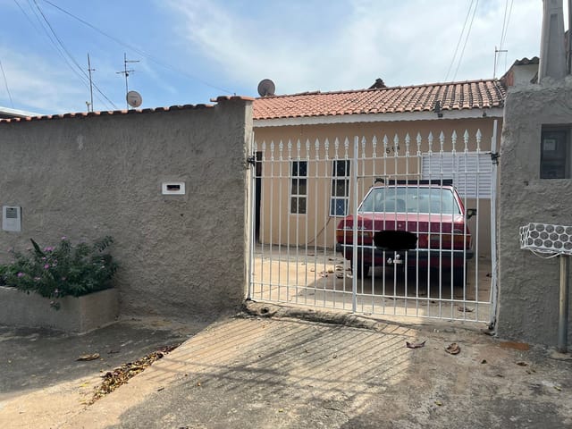 Casa 2 quartos e 1 banheiro, à venda, no bairro Conjunto Habitacional Parque Itajaí em Campinas