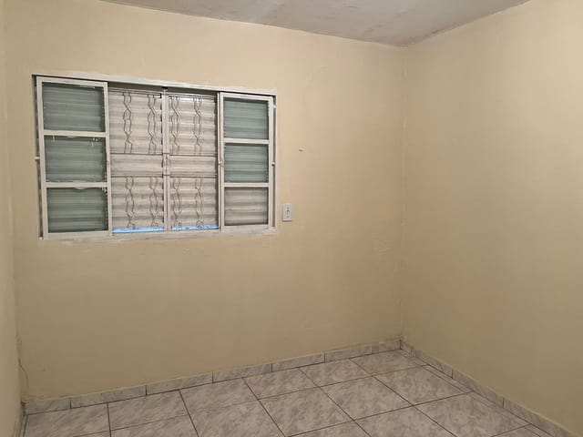 Casa 2 quartos e 1 banheiro, à venda, no bairro Conjunto Habitacional Parque Itajaí em Campinas