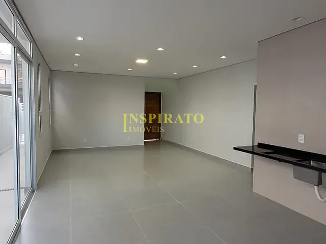 Casa com 300m² 3 quartos e 4 banheiros, à venda, no bairro São Venâncio em Itupeva