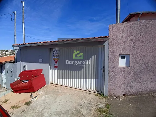 Casa 2 quartos e 1 banheiro, para alugar, no bairro Jardim Campestre II em Lavras