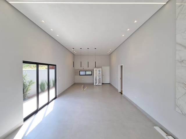 Foto do Casa - Casa Pronta Condomíno Fechado Garden Residence Apucarana-PR | J. Mareze Imóveis Ltda