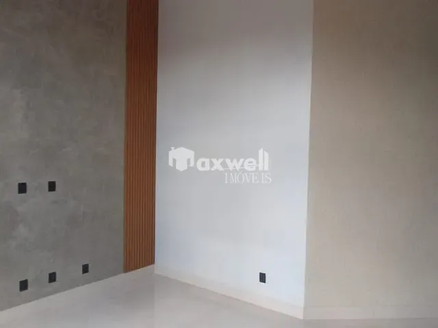 Casa com 360m² 3 quartos e 4 banheiros, à venda, no bairro Papillon Park - Complemento em Aparecida de Goiânia