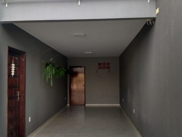 Casa com 150m² 3 quartos e 4 banheiros, à venda, no bairro Parque Residencial Cambé em Cambé