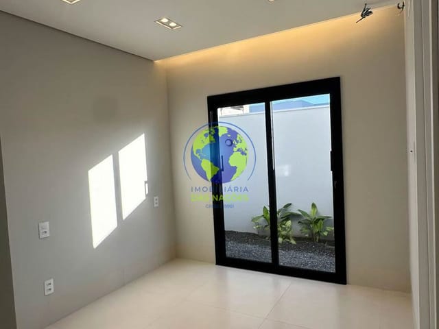 Casa com 254m² 3 quartos e 1 banheiro, à venda, no bairro Ribeirão do Lipa em Cuiabá