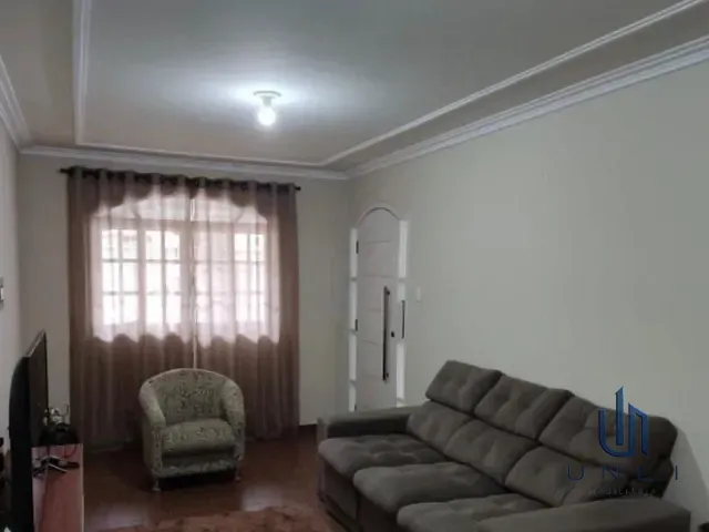 Casa 3 quartos e 2 banheiros, à venda, no bairro Santo Agostinho em Volta Redonda