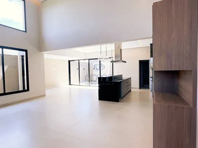 Casa com 249m² 4 quartos e 2 banheiros, à venda, no bairro Residencial Gaivota I em São José do Rio Preto