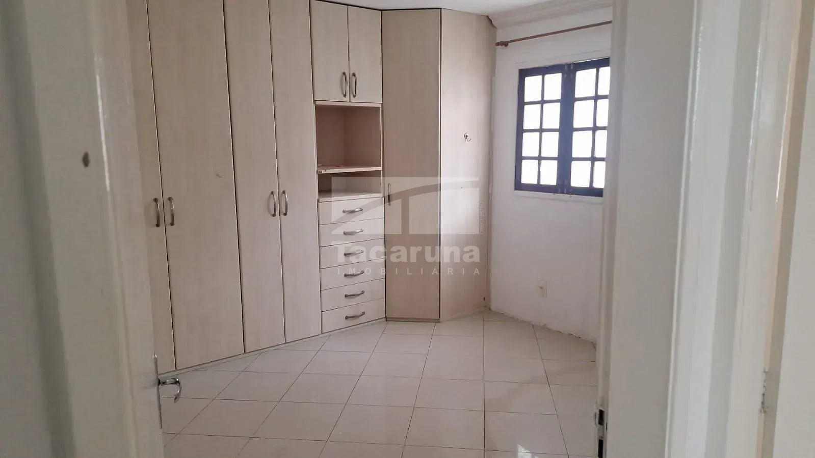 Casa, 1 quarto, 180 m² - Foto 8