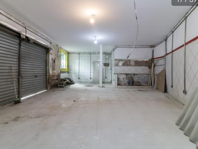 Casa com 180m², para alugar, no bairro Vila Clementino em São Paulo