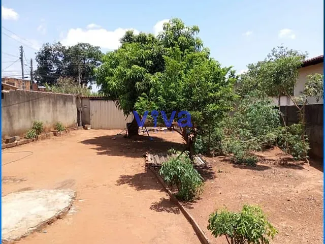 Casa com 360m² 2 quartos e 1 banheiro, à venda, no bairro Papillon Park em Aparecida de Goiânia