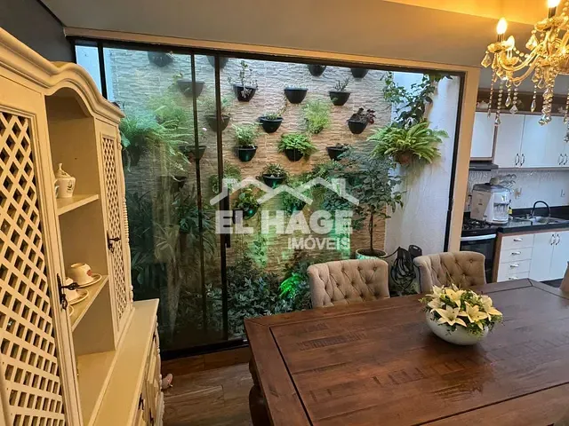 Casa com 195m² 4 quartos e 5 banheiros, à venda, no bairro Ribeirão do Lipa em Cuiabá