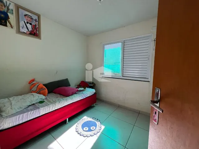 Casa com 152m² 2 quartos e 1 banheiro, à venda, no bairro Tomie Nagatani em Rolândia
