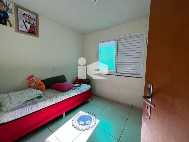 Casa com 152m² 2 quartos e 1 banheiro, à venda, no bairro Tomie Nagatani em Rolândia