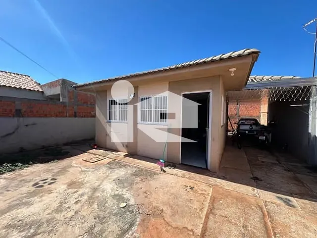 Casa com 152m² 2 quartos e 1 banheiro, à venda, no bairro Tomie Nagatani em Rolândia