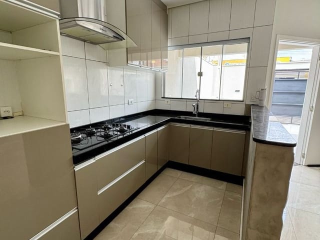 Casa com 150m² 2 quartos e 1 banheiro, à venda, no bairro Jardim Boer I em Americana