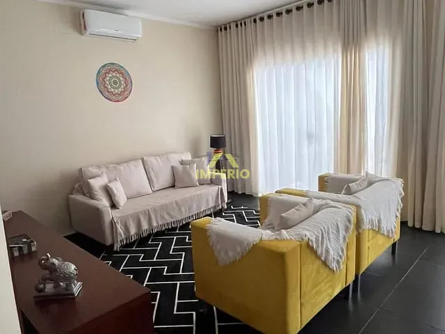 Casa com 360m² 3 quartos e 5 banheiros, à venda, no bairro Jardim Celani em Salto