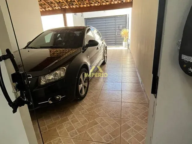 Casa com 360m² 3 quartos e 5 banheiros, à venda, no bairro Jardim Celani em Salto