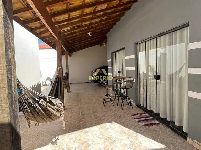 Casa com 360m² 3 quartos e 5 banheiros, à venda, no bairro Jardim Celani em Salto
