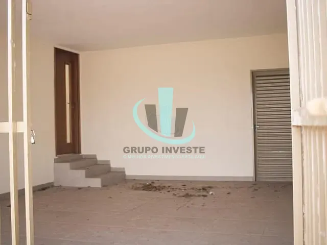 Casa com 373m², à venda, no bairro PARQUE LARANJEIRAS em ARARAQUARA