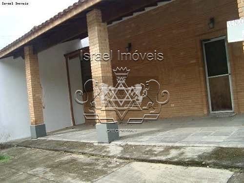 Casa à venda com 2 quartos, 200m² - Foto 4