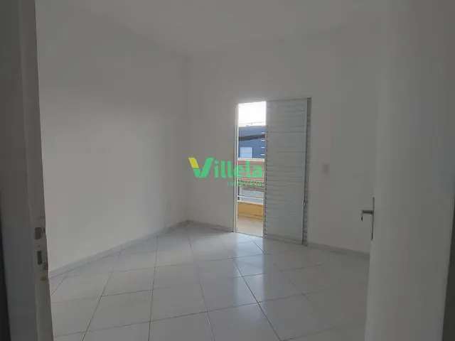 Casa 2 quartos e 1 banheiro, para alugar, no bairro Vila Ferlópolis em Itaquaquecetuba