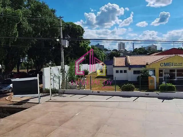 Casa com 588m² 3 quartos e 4 banheiros, à venda, no bairro Areão em Cuiabá