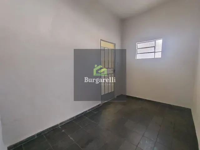 Casa 3 quartos e 1 banheiro, para alugar, no bairro Cruzeiro do Sul em Lavras