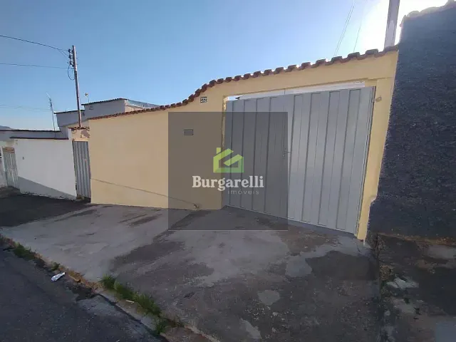 Casa 3 quartos e 1 banheiro, para alugar, no bairro Cruzeiro do Sul em Lavras