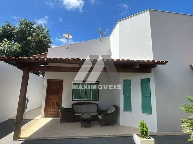 Casa com 360m² 4 quartos e 4 banheiros, à venda, no bairro São Geraldo em Araçuaí