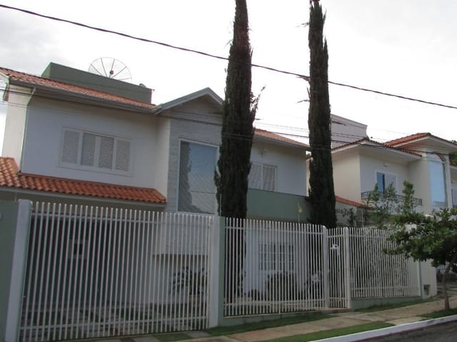 Foto do Casa - Casa com 4 dormitórios, 272 m² - venda por R$ 1.500.000,00 ou aluguel por R$ 6.500,00/mês - Pinheirinho - Itajubá/MG | MOHALLEM e LOPES CORRETAGEM E ADMINISTRACAO DE IMOVEIS LTDA