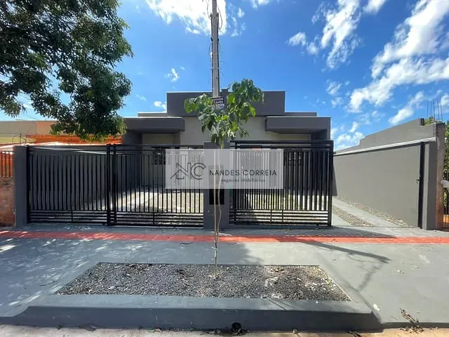 Casa com 125m² 2 quartos e 1 banheiro, à venda, no bairro Residencial Vila Romana em Londrina