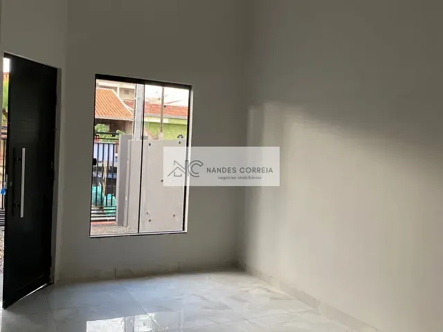 Casa com 125m² 2 quartos e 1 banheiro, à venda, no bairro Residencial Vila Romana em Londrina