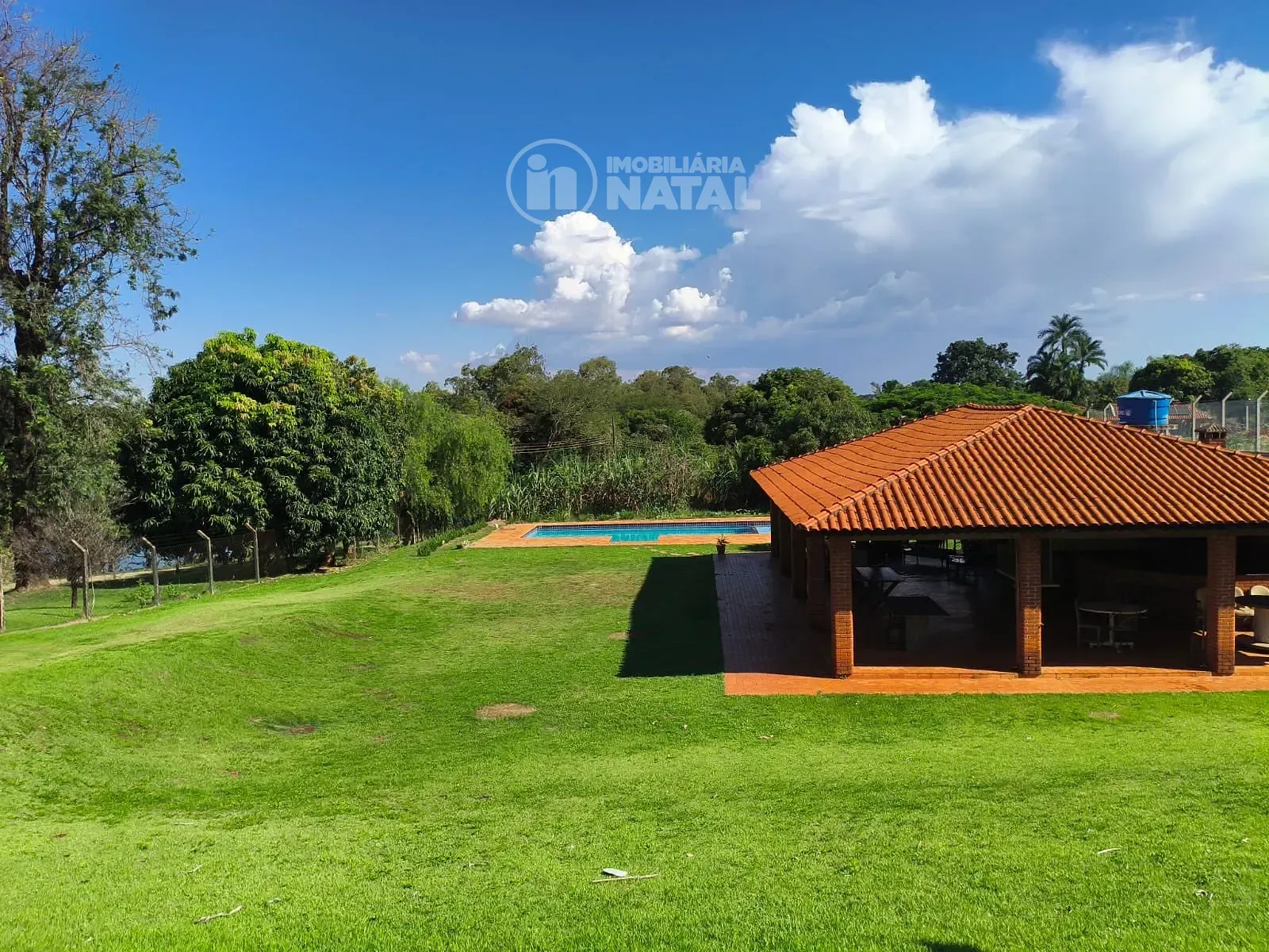 Casa, 1 quarto, 300 m² - Foto 1