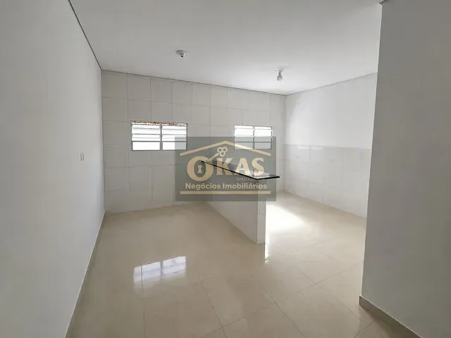 Casa com 360m² 2 quartos e 1 banheiro, para alugar, no bairro Sesc em Suzano