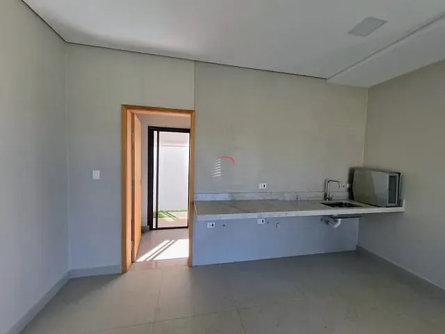 Casa com 273m² 3 quartos e 5 banheiros, à venda, no bairro Ideal em Londrina