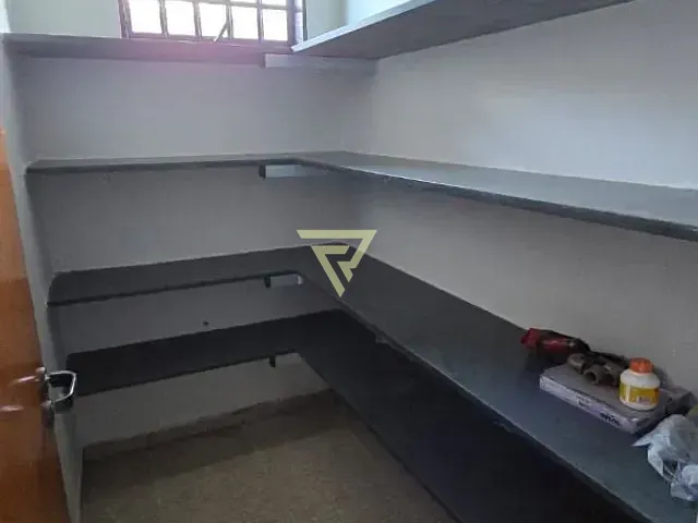 Casa com 197m² 4 quartos e 5 banheiros, à venda, no bairro Planalto Verde em Ribeirão Preto