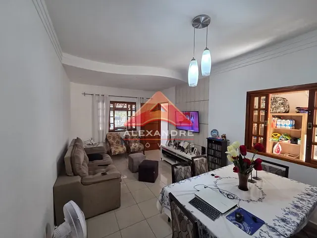 Casa com 125m² 3 quartos e 1 banheiro, à venda, no bairro Vila Industrial em São José dos Campos