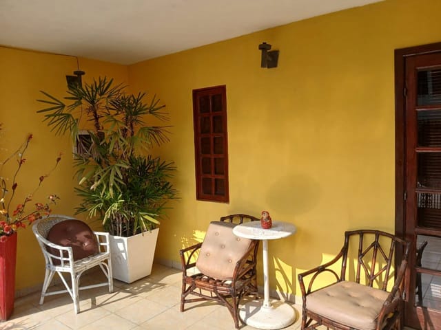 Casa 3 quartos e 4 banheiros, à venda, no bairro Parque Jardim Carioca em Campos dos Goytacazes